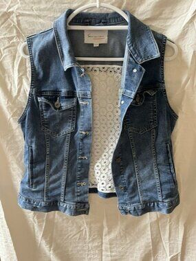 Women denim Vest with lace back  Size Lg